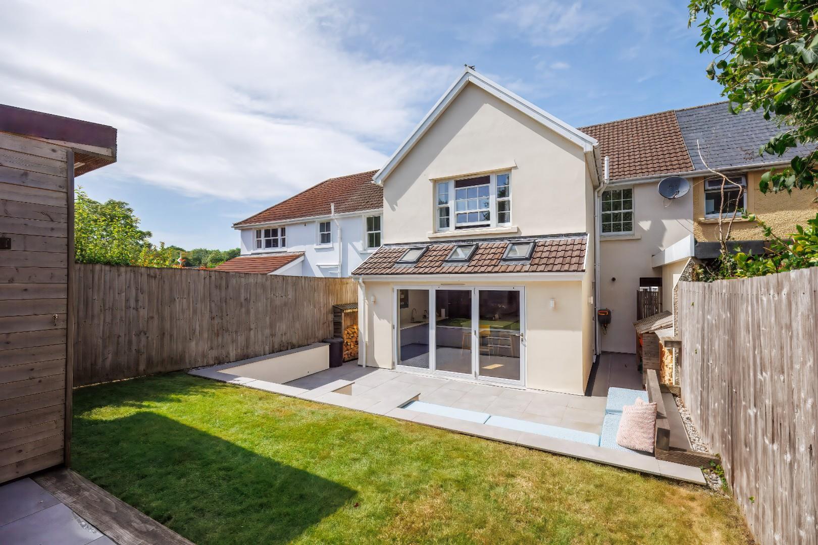 19 Borough Close, Cowbridge, Vale of Glamorgan, CF71 7BN
